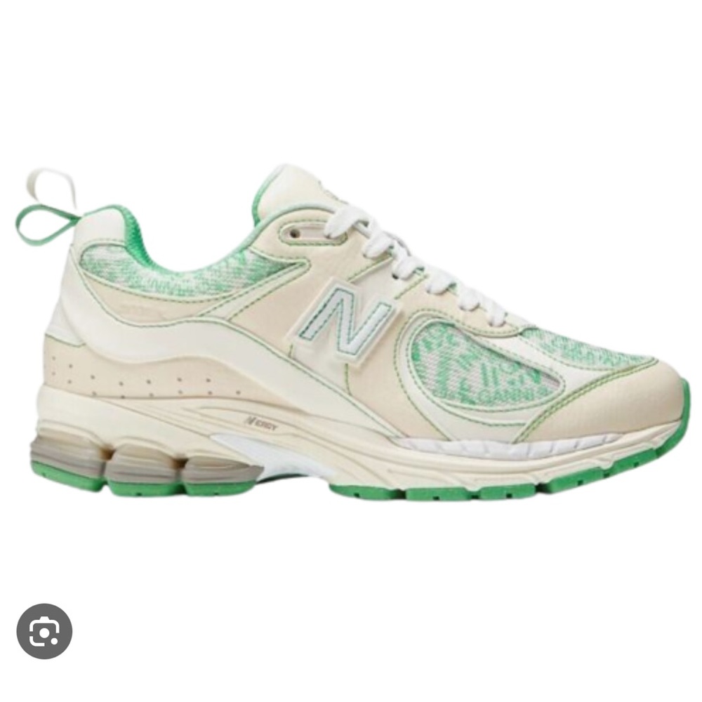 New Balance 2002R × Ganni Turtledove 2022